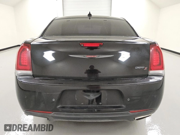 2021 Chrysler 300 with VIN 2C3CCABG8MH520182, listed as a Copart auction lot 51822095 with 123,002 mi miles and Clean Title. Bid and sale history available at carsss.com. Image 6.