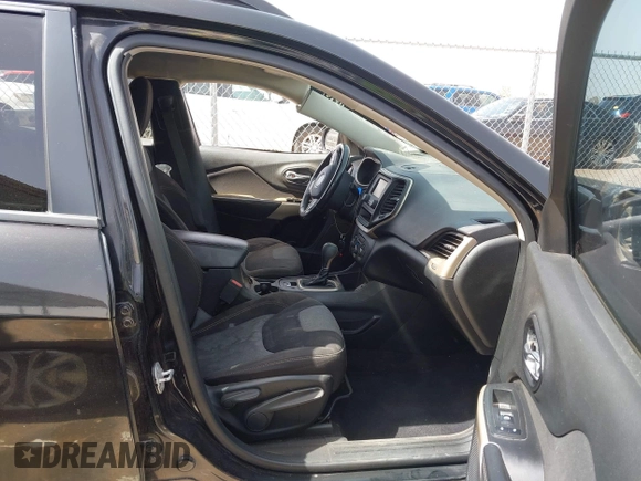 2018 Jeep Cherokee Latitude Tech Connect с VIN 1C4PJLCB7JD543091, выставлен на аукционе IAAI как лот 42293103 с пробегом 137 349 миль миль и . История ставок и продаж доступна на DreamBid. Изображение 5.