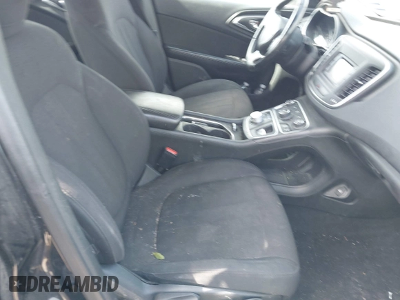 2015 Chrysler 200 Limited с VIN 1C3CCCAB8FN547054, выставлен на аукционе IAAI как лот 42455432 с пробегом 180 265 миль миль и . История ставок и продаж доступна на DreamBid. Изображение 5.