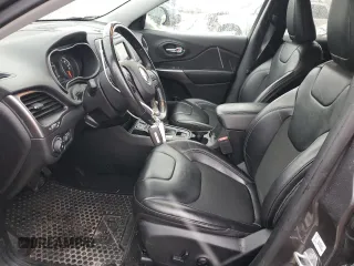 2020 Jeep Cherokee Latitude Plus with VIN 1C4PJLLB1LD535782, listed as a Copart auction lot 44261835 with 47,638 mi miles and Clean Title. Bid and sale history available at carsss.com. Image 7.