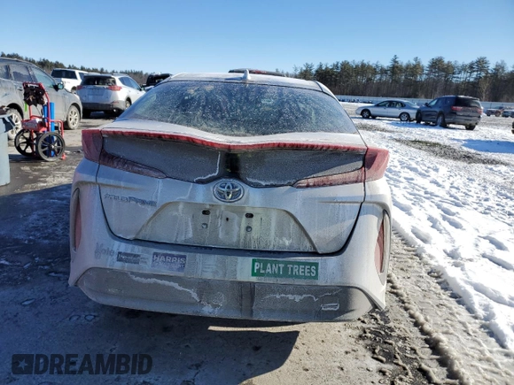 2021 Toyota Prius LE with VIN JTDKAMFP5M3193929, listed as a Copart auction lot 42902175 with 27,933 mi miles and Salvage Title. Bid and sale history available at DreamBid. Image 6.
