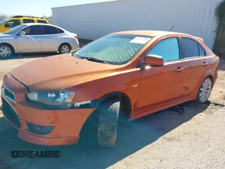 2010 Mitsubishi Lancer GTS z VIN JA32X8HWXAU004447, wystawiony jako IAAI lot #41487689 z przebiegiem Nie podano mil oraz . Historia ofert i sprzedaży dostępna na DreamBid. Obrazek 2.