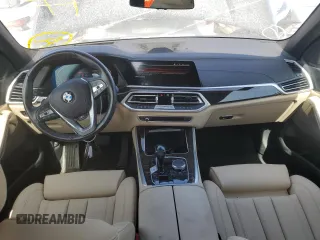 2021 BMW X5 xDrive40i with VIN 5UXCR6C07M9H20061, listed as a Copart auction lot 60442474 with 25,629 mi miles and Non repairable. Bid and sale history available at DreamBid. Image 8.