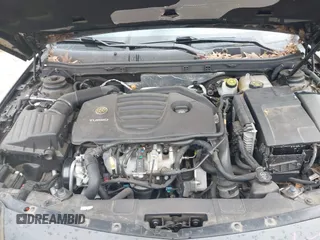 2013 Buick Regal Turbo Premium 1 z VIN 2G4GS5EV2D9250308, wystawiony jako IAAI lot #41667017 z przebiegiem 68 243 mil mil oraz . Historia ofert i sprzedaży dostępna na DreamBid. Obrazek 10.