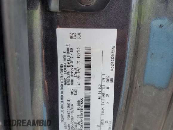 2019 Ford F-350 XL z VIN 1FD8X3HT2KEE17555, wystawiony jako Copart lot #55940505 z przebiegiem 107 979 mil mil oraz Szkody całkowita. Historia ofert i sprzedaży dostępna na DreamBid. Obrazek 13.