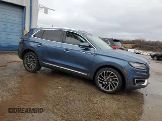 2019 Lincoln Nautilus Reserve z VIN 2LMPJ6LP0KBL37275, wystawiony jako Copart lot #44148675 z przebiegiem 94 814 mil mil oraz Szkoda całkowita • Salvage title. Historia ofert i sprzedaży dostępna na DreamBid. Obrazek 4.