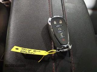 2021 Chevrolet Blazer RS z VIN 3GNKBKRS4MS511445, wystawiony jako IAAI lot #41376452 z przebiegiem 34 843 mil mil oraz . Historia ofert i sprzedaży dostępna na DreamBid. Obrazek 11.