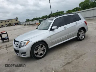 2015 Mercedes-Benz GLK 350 z VIN WDCGG5HB5FG409084, wystawiony jako Copart lot #54849475 z przebiegiem 54 729 mil mil oraz Szkoda całkowita • Salvage title. Historia ofert i sprzedaży dostępna na DreamBid. Obrazek 1.