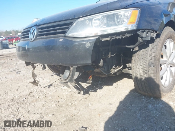 2012 Volkswagen Jetta SE с VIN 3VWDX7AJXCM105012, выставлен на аукционе IAAI как лот 41654667 с пробегом 221 128 миль миль и . История ставок и продаж доступна на DreamBid. Изображение 6.