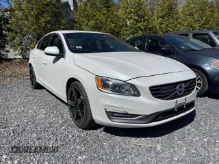 2015 Volvo S60 T6 Drive-E Platinum with VIN YV149MFM1F2337521, listed as a Copart auction lot 54000355 with 124,971 mi miles and Clean Title. Bid and sale history available at carsss.com. Image 1.