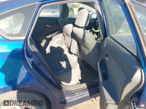 2010 Toyota Prius II with VIN JTDKN3DU6A0018271, listed as a IAAI auction lot 40429739 with 262,133 mi miles. Bid and sale history available at carsss.com. Image 8.