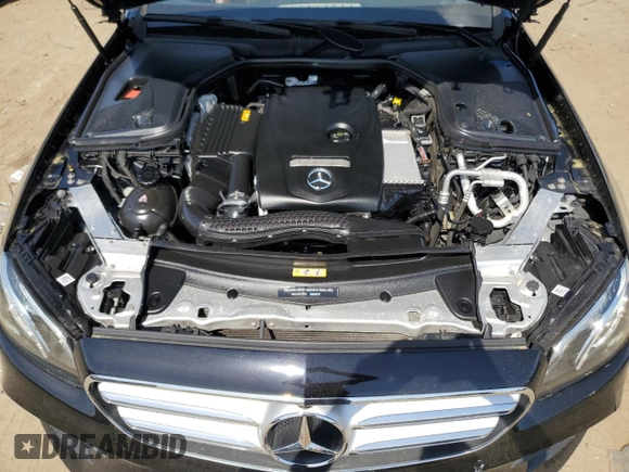 2019 Mercedes-Benz E-Class E 300 with VIN WDDZF4KB8KA606628, listed as a Copart auction lot 53995865 with 124,116 mi miles and Clean Title. Bid and sale history available at carsss.com. Image 11.