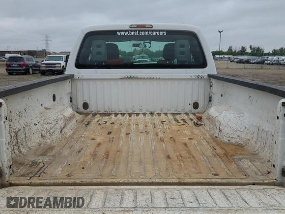 2013 Ford F-250 XL z VIN 1FT7X2B6XDEB81253, wystawiony jako IAAI lot #42854468 z przebiegiem 217 973 mil mil oraz . Historia ofert i sprzedaży dostępna na DreamBid. Obrazek 8.