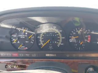 1991 Mercedes-Benz 560 with VIN WDBCA45E7MA610580, listed as a IAAI auction lot 42099161 with 83,344 mi miles and . Bid and sale history available at DreamBid. Image 7.