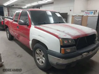 2004 Chevrolet Silverado 1500 Work Truck with VIN 1GCEC19X14Z201765, listed as a IAAI auction lot 41797614 with 300,991 mi miles. Bid and sale history available at carsss.com. Image 1.