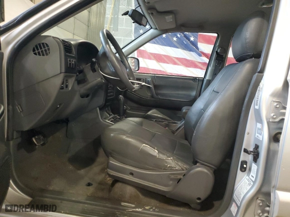 2000 Isuzu Rodeo with VIN 4S2DM58WXY4346884, listed as a Copart auction lot 43108675 with 144,306 mi miles and Non Repairable. Bid and sale history available at carsss.com. Image 7.