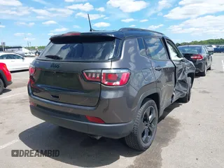 2018 Jeep Compass Latitude with VIN 3C4NJDBB0JT454598, listed as a IAAI auction lot 42318972 with 42,848 mi miles and . Bid and sale history available at DreamBid. Image 4.