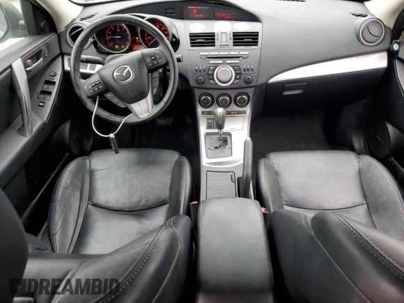 2011 Mazda 3 S Grand Touring z VIN JM1BL1M61B1452718, wystawiony jako Copart lot #50058205 z przebiegiem 160 504 mil mil oraz Szkoda całkowita • Salvage title. Historia ofert i sprzedaży dostępna na DreamBid. Obrazek 8.
