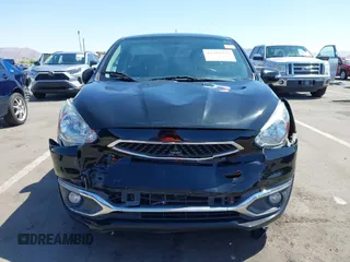 2017 Mitsubishi Mirage SE z VIN ML32A4HJ5HH008640, wystawiony jako IAAI lot #42281992 z przebiegiem 58 254 mil mil oraz . Historia ofert i sprzedaży dostępna na DreamBid. Obrazek 12.