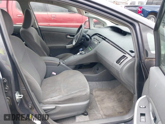 2011 Toyota Prius I z VIN JTDKN3DU5B5274096, wystawiony jako IAAI lot #42508368 z przebiegiem 228 077 mil mil oraz . Historia ofert i sprzedaży dostępna na DreamBid. Obrazek 5.