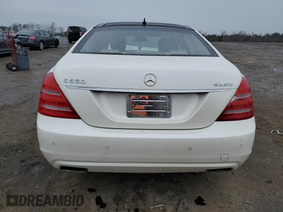 2012 Mercedes-Benz S 550 z VIN WDDNG9EB6CA454967, wystawiony jako Copart lot #83732304 z przebiegiem 115 828 mil mil oraz Szkoda całkowita • Salvage title. Historia ofert i sprzedaży dostępna na DreamBid. Obrazek 6.