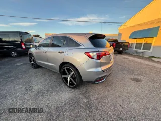 2018 Acura RDX Technology with VIN 5J8TB3H50JL010568, listed as a Copart auction lot 87761635 with 129,034 mi miles and Clean Title. Bid and sale history available at DreamBid. Image 3.