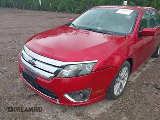 2010 Ford Fusion SEL with VIN 3FAHP0CG3AR421256, listed as a IAAI auction lot 42088731 with 147,082 mi miles. Bid and sale history available at carsss.com. Image 6.