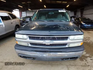 2003 Chevrolet Suburban Z71 z VIN 3GNFK16T43G241210, wystawiony jako Copart lot #86017624 z przebiegiem 217 506 mil mil oraz Szkoda całkowita • Salvage title. Historia ofert i sprzedaży dostępna na DreamBid. Obrazek 5.