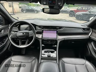2024 Jeep Grand Cherokee с VIN 1C4RJYB62RC142608, выставлен на аукционе Copart как лот 60274445 с пробегом 43 564 миль миль и Чистый • Clean title. История ставок и продаж доступна на DreamBid. Изображение 9.