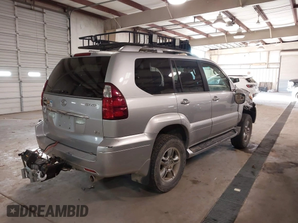 2008 Lexus GX 470 with VIN JTJBT20X980159326, listed as a IAAI auction lot 41764696 with 207,233 mi miles. Bid and sale history available at carsss.com. Image 4.