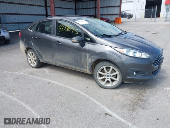 2017 Ford Fiesta SE z VIN 3FADP4BJ2HM134825, wystawiony jako IAAI lot #42331095 z przebiegiem 117 794 mil mil oraz . Historia ofert i sprzedaży dostępna na DreamBid. Obrazek 1.