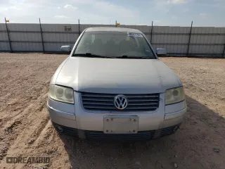 2001 Volkswagen Passat GLX with VIN WVWRH63B21P130371, listed as a Copart auction lot 78907784 with 328,221 mi miles and Clean Title. Bid and sale history available at carsss.com. Image 5.