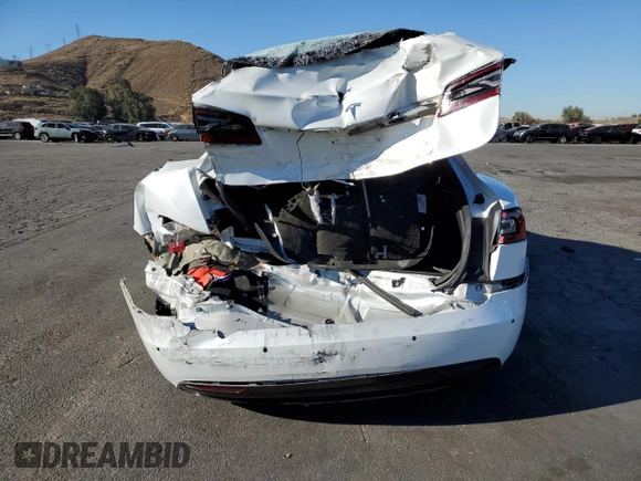 2017 Tesla Model S 60 with VIN 5YJSA1E16HF204974, listed as a Copart auction lot 89109185 with 107,102 mi miles and Salvage title. Bid and sale history available at DreamBid. Image 6.