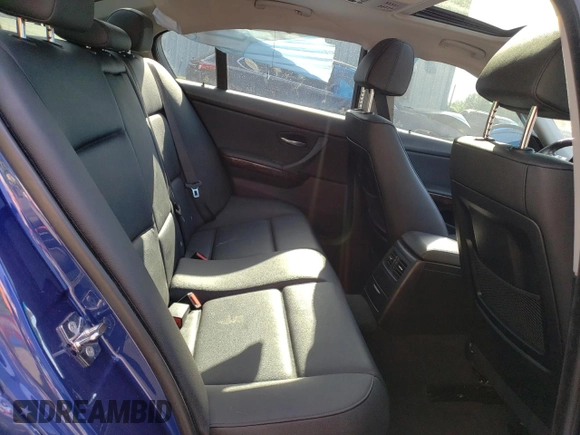 2007 BMW 3 Series 328xi with VIN WBAVC93587K034241, listed as a Copart auction lot 55889595 with 131,836 mi miles and Salvage title. Bid and sale history available at DreamBid. Image 10.