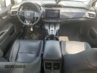 2018 Honda Clarity Plug-In Hybrid Touring with VIN JHMZC5F33JC004488, listed as a Copart auction lot 63013614 with 221,506 mi miles and Salvage Title. Bid and sale history available at carsss.com. Image 8.