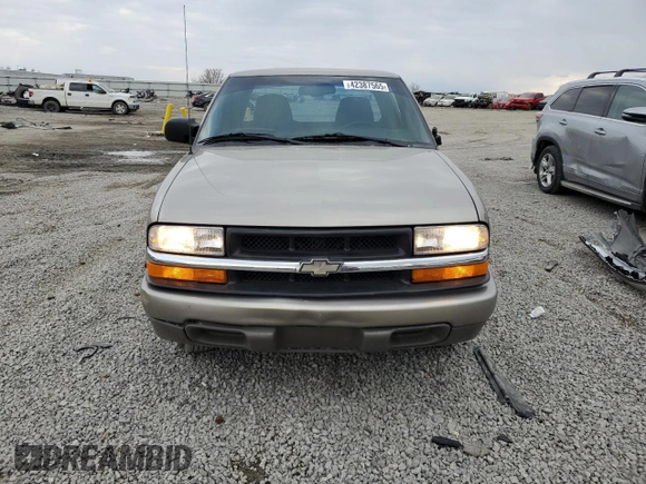 2001 Chevrolet S-10 LS with VIN 1GCCS19511K102618, listed as a Copart auction lot 42387565 with 201,606 mi miles and Salvage Title. Bid and sale history available at DreamBid. Image 5.