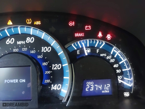 2012 Toyota Camry Hybrid XLE with VIN 4T1BD1FKXCU030157, listed as a IAAI auction lot 42040131 with 237,412 mi miles. Bid and sale history available at carsss.com. Image 15.