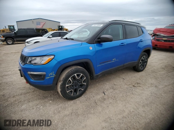 2021 Jeep Compass Trailhawk z VIN 3C4NJDDB9MT590052, wystawiony jako Copart lot #54973695 z przebiegiem 78 522 mil mil oraz Szkoda całkowita • Salvage title. Historia ofert i sprzedaży dostępna na DreamBid. Obrazek 1.