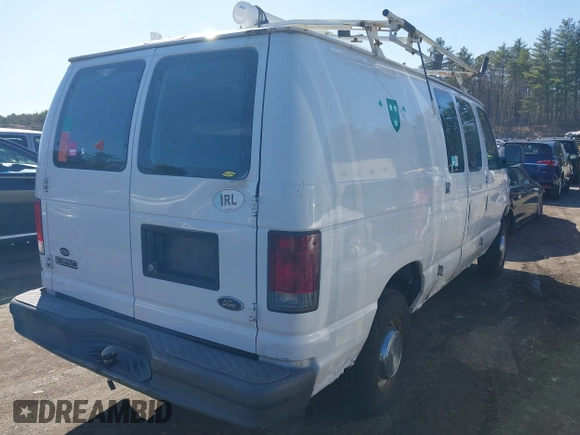 2005 Ford Econoline Cargo with VIN 1FTNE24L55HA27985, listed as a IAAI auction lot 41933293 with 63,486 mi miles. Bid and sale history available at carsss.com. Image 4.