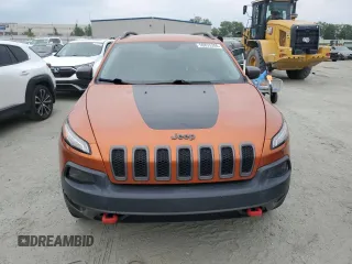 2015 Jeep Cherokee Trailhawk с VIN 1C4PJMBS6FW501367, выставлен на аукционе Copart как лот 59855355 с пробегом 113 711 миль миль и Списание • Salvage title. История ставок и продаж доступна на DreamBid. Изображение 5.