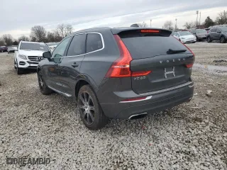2020 Volvo XC60 Inscription with VIN YV4102RL2L1428953, listed as a Copart auction lot 46364115 with 71,798 mi miles and Salvage Title. Bid and sale history available at carsss.com. Image 2.