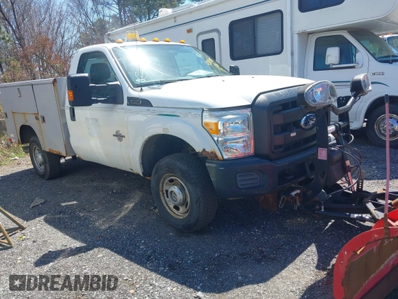 2011 Ford F-350 with VIN 1FDBF3BT1BEC95756, listed as a IAAI auction lot 42065409 with 193,631 mi miles and . Bid and sale history available at DreamBid. Image 13.