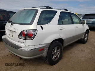 2003 Lexus RX 300 with VIN JTJHF10U630309385, listed as a Copart auction lot 59791544 with 179,036 mi miles and Clean Title. Bid and sale history available at carsss.com. Image 3.