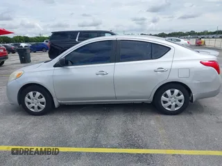 2013 Nissan Versa SV with VIN 3N1CN7AP5DL819164, listed as a IAAI auction lot 42731285 with 155,858 mi miles and . Bid and sale history available at DreamBid. Image 6.