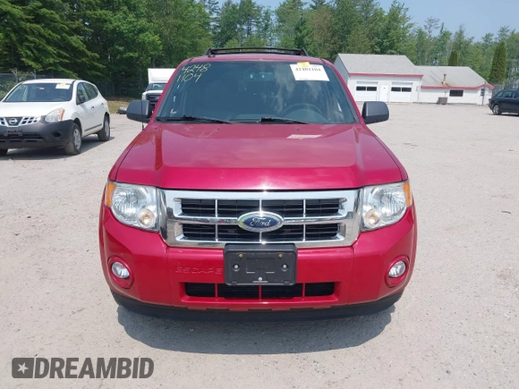 2010 Ford Escape XLT z VIN 1FMCU9D78AKA34458, wystawiony jako IAAI lot #42481104 z przebiegiem 134 755 mil mil oraz . Historia ofert i sprzedaży dostępna na DreamBid. Obrazek 13.