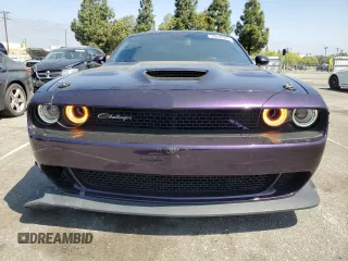 2021 Dodge Challenger R/T Scat Pack z VIN 2C3CDZFJ2MH591198, wystawiony jako Copart lot #54049505 z przebiegiem 50 282 mil mil oraz Szkoda całkowita • Salvage title. Historia ofert i sprzedaży dostępna na DreamBid. Obrazek 5.