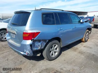 2009 Toyota Highlander with VIN JTEDS41AX92071486, listed as a IAAI auction lot 41575485 with 392,603 mi miles. Bid and sale history available at carsss.com. Image 4.