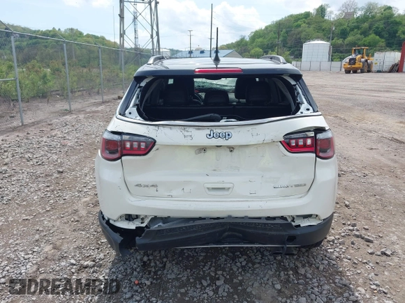 2019 Jeep Compass Limited with VIN 3C4NJDCB2KT704231, listed as a IAAI auction lot 42175991 with 70,892 mi miles and . Bid and sale history available at DreamBid. Image 16.