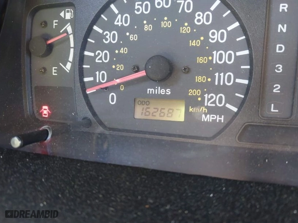 2000 Mitsubishi Montero Sport LS with VIN JA4LS31H0YP055199, listed as a IAAI auction lot 41990427 with 162,687 mi miles. Bid and sale history available at carsss.com. Image 16.