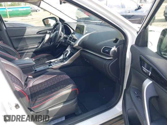 2019 Mitsubishi Eclipse Cross SE with VIN JA4AT5AA4KZ051817, listed as a IAAI auction lot 42102776 with 62,291 mi miles and . Bid and sale history available at DreamBid. Image 5.